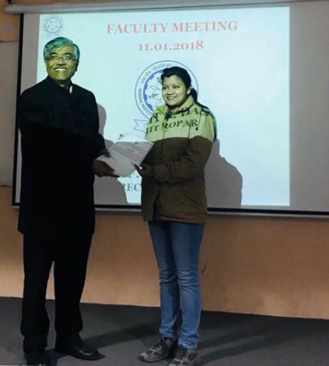 Dr. Durba Pal, Assistant Professor, CBME receiving the research grant award from Hon'ble Director of IIT Ropar on January 11, 2018