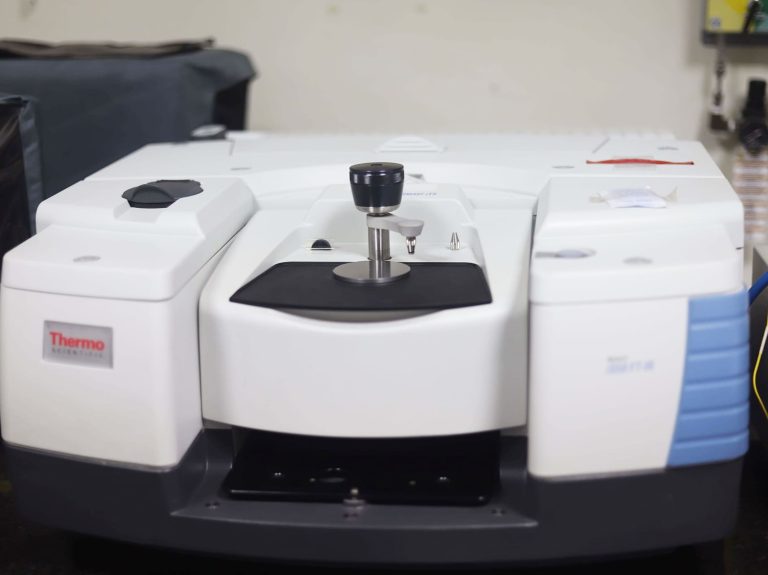 Fourier Transform Infrared (FTIR) spectrometer,  FTIR Advanced Spectroscopy, Nicolet™ iS50 FTIR Spectrometer, IIT Ropar, Department of Chemical Engineering